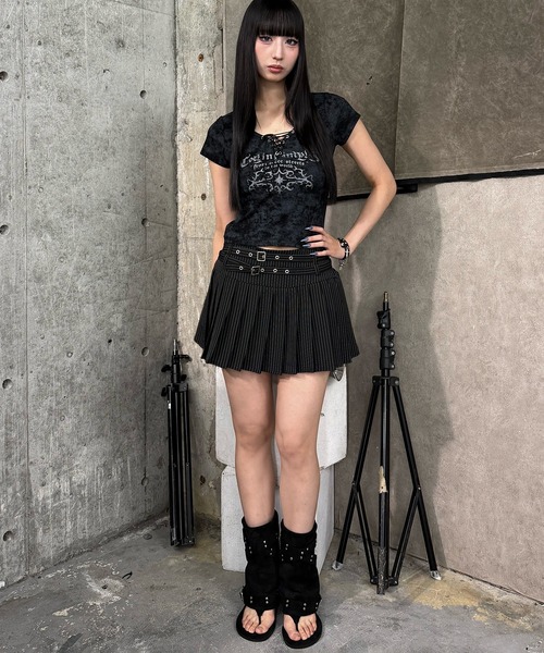 Figments(フィグメンツ)の「ダブルベルトプリーツミニスカパン(スカート・レディース・その他1/ブラック・SMALL/MEDIUM)」の9枚目の写真