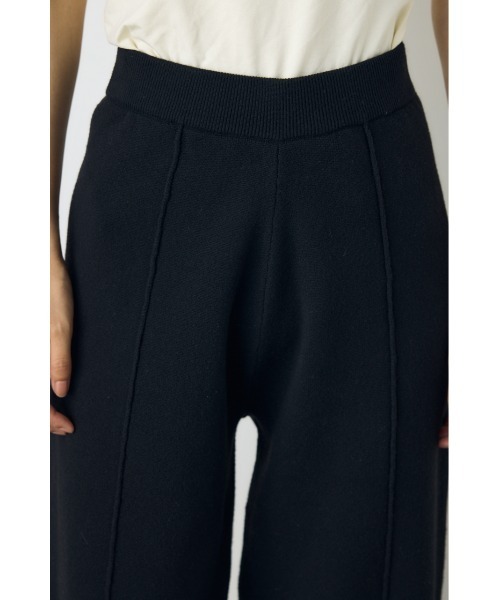AZUL by moussy（アズールバイマウジー）の「洗濯OK♪【セットアップ対応】大人気シリーズ！格上げニットワイドパンツ 秋服 冬服　ウエストゴム　リラックス　ウォッシャブルニット（スラックス・レディース・ブラック/杢グレー/オフホワイト・MEDIUM/SMALL）」の18枚目の写真