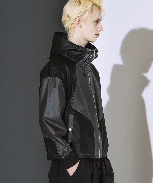 NO ID.(ノーアイディ)の「mj11858- コーティングフーデッドBLZ ブルゾン(859006-565B)(ブルゾン・メンズ・ワイン/ブラック×グレー/ブラック・ONE SIZE)」の13枚目の写真