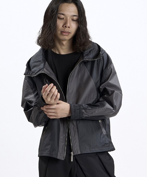NO ID.(ノーアイディ)の「mj11858- コーティングフーデッドBLZ ブルゾン(859006-565B)(ブルゾン・メンズ・ワイン/ブラック×グレー/ブラック・ONE SIZE)」の22枚目の写真