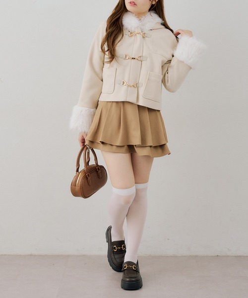 continuer de NICE CLAUP(コンティニューデナイスクラップ)の「ファー付ショートダッフルコート(ダッフルコート・レディース・その他1/アイボリー/ベージュ/ブラック・FREE)」の18枚目の写真