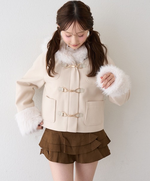 continuer de NICE CLAUP(コンティニューデナイスクラップ)の「ファー付ショートダッフルコート(ダッフルコート・レディース・その他1/アイボリー/ベージュ/ブラック・FREE)」の22枚目の写真