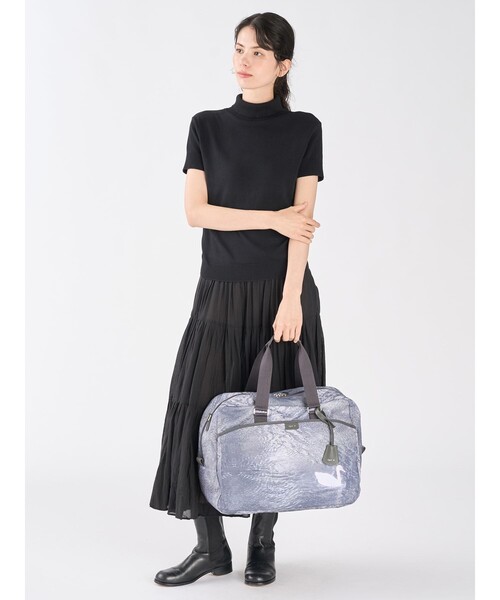 agnes b.（アニエスベー）の「フォトプリント ナイロン 2way ラージ ボストンバッグ "My bag" RAT01R-01（ボストンバッグ・レディース・グリーン・FREE）」の2枚目の写真