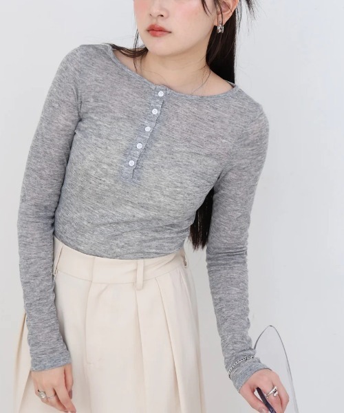 Bab(バブ)の「ボタンタンクセット ヘンリーネックトップス(Tシャツ/カットソー・レディース・ネイビー/ブラック/ブラウン/杢グレー・MEDIUM)」の10枚目の写真