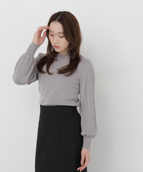 NATURAL BEAUTY BASIC(ナチュラルビューティーベーシック)の「プリーツスリーブニット(ニット/セーター・レディース・グレー/ネイビー/オフホワイト/ピンク・FREE)」の16枚目の写真