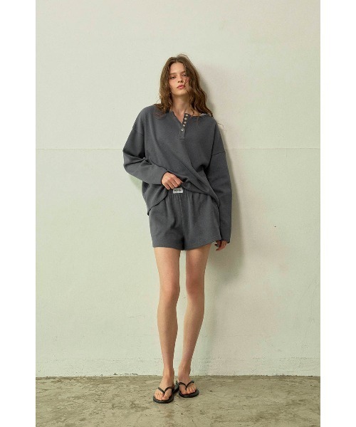 ALEXIA STAM(アリシアスタン)の「Waffle Shorts /ワッフルショートパンツ(その他パンツ・レディース・ホワイト/チャコールグレー/グレー・M/S)」の3枚目の写真