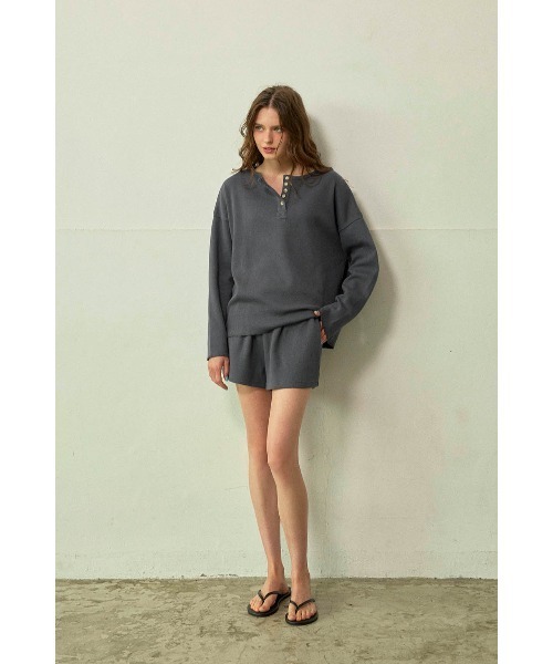 ALEXIA STAM(アリシアスタン)の「Waffle Shorts /ワッフルショートパンツ(その他パンツ・レディース・ホワイト/チャコールグレー/グレー・M/S)」の15枚目の写真