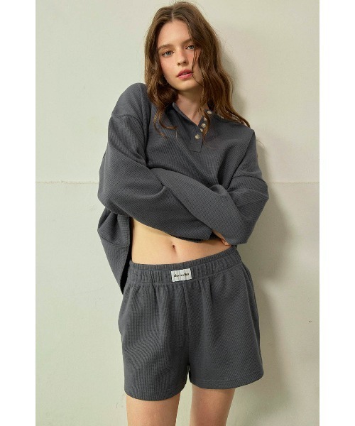 ALEXIA STAM(アリシアスタン)の「Waffle Shorts /ワッフルショートパンツ(その他パンツ・レディース・ホワイト/チャコールグレー/グレー・M/S)」の19枚目の写真