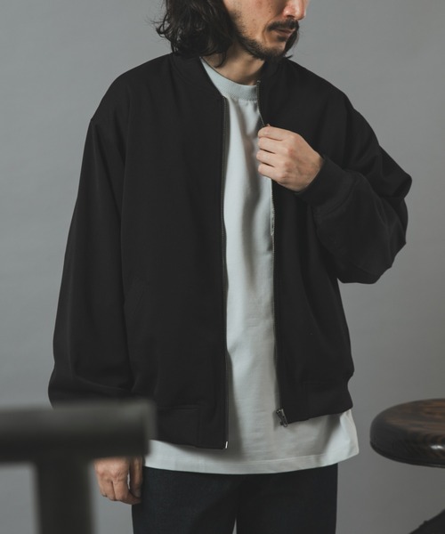 ITEMS URBANRESEARCH(アイテムズ アーバンリサーチ)の「TRストレッチ MA-1 ブルゾン(ブルゾン・メンズ・ブラック/オリーブ/チャコールグレー・MEDIUM/LARGE)」の12枚目の写真