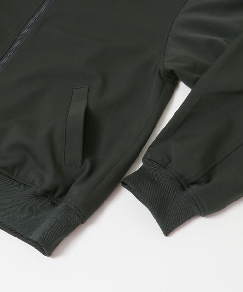 ITEMS URBANRESEARCH(アイテムズ アーバンリサーチ)の「TRストレッチ MA-1 ブルゾン(ブルゾン・メンズ・ブラック/オリーブ/チャコールグレー・MEDIUM/LARGE)」の22枚目の写真