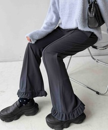 AS KNOW AS plus（アズノゥアズプラス）の「☆裾フリル ストレッチフレアパンツ（スラックス）」