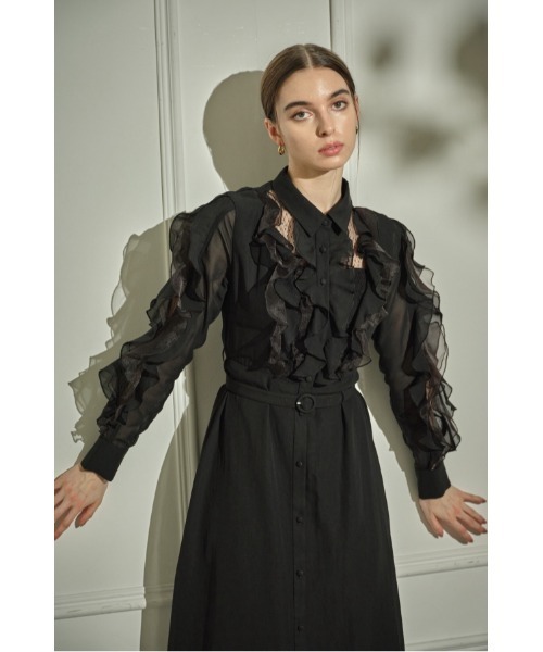ERADIE(エラディエ)の「Sheer Cascade Shirt One-piece シアーラッフルシャツワンピース(ワンピース・レディース・ブラック/アイボリー・FREE)」の10枚目の写真