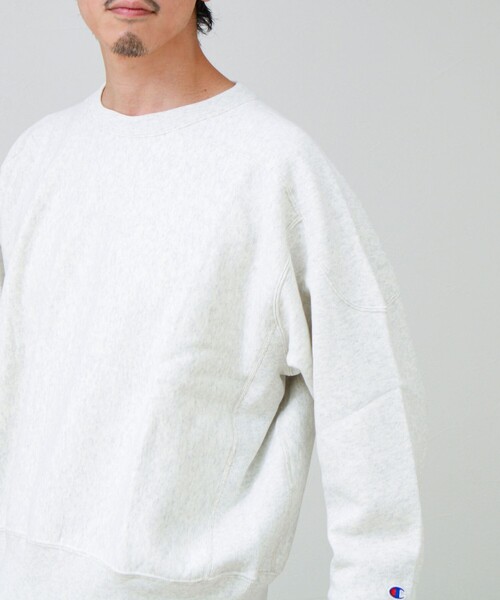 Champion(チャンピオン)の「【Champion】REVERSE WEAVE CREW NECK SWEATSHIRT(スウェット・メンズ・ライトグレー/ブラック・L/M)」の9枚目の写真