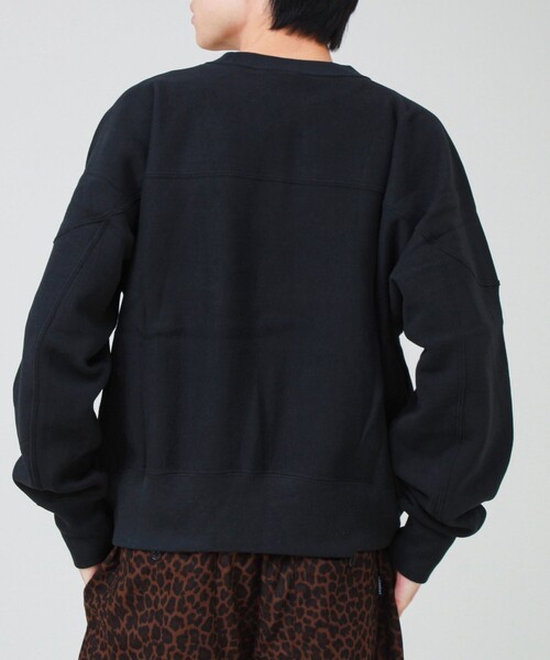 Champion(チャンピオン)の「【Champion】REVERSE WEAVE CREW NECK SWEATSHIRT(スウェット・メンズ・ライトグレー/ブラック・L/M)」の21枚目の写真
