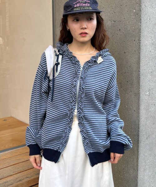 w closet(ダブルクローゼット)の「ボーダーフリルニットパーカー(パーカー・レディース・ブルー/グリーン/アイボリー/レッド・FREE)」の22枚目の写真