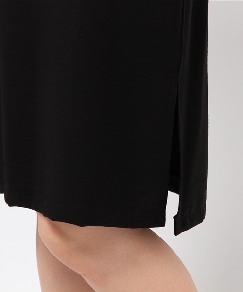 archives（アルシーヴ）の「無地 スリットキャミワンピース（ワンピース・レディース・ベージュ/ブラック/カーキ・MEDIUM）」の8枚目の写真