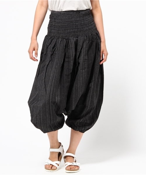 ダークグリーン ストライプ サルエルパンツ チチカカ（チチカカ）の「ストライプサルエルパンツ（その他パンツ