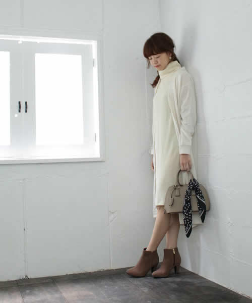 SESTO（セスト）の「シンプルすっきりシルエットのショートブーツ（ブーツ・レディース・ブラック/ブラック系その他2/ブラック系その他/ブラック系その他3/ダークブラウン/グレー/ベージュ系その他/ベージュ系その他2・LL/3L/L/M/S）」の21枚目の写真