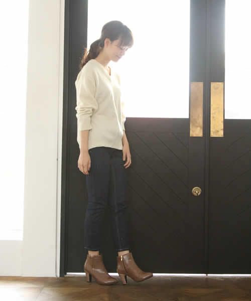 SESTO（セスト）の「シンプルすっきりシルエットのショートブーツ（ブーツ・レディース・ブラック/ブラック系その他2/ブラック系その他/ブラック系その他3/ダークブラウン/グレー/ベージュ系その他/ベージュ系その他2・LL/3L/L/M/S）」の10枚目の写真