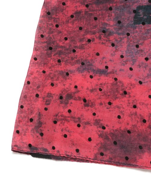 Desigual（デシグアル）の「「Desigual/デシグアル」スカーフ（マフラー・レディース・グリーン系その他・ONE SIZE）」の3枚目の写真