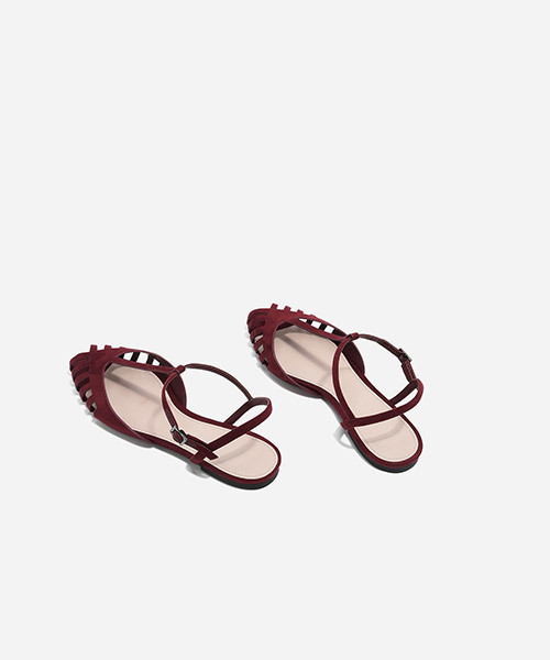 CHARLES & KEITH（チャールズ & キース）の「カットアウトサンダル / CUT-OUT SANDALS（サンダル・レディース・グリーン/レッド/ブラック・23cm/24cm/23.5cm/22.5cm/24.5cm）」の5枚目の写真