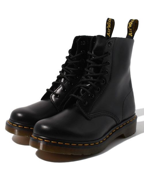 Ray BEAMS（レイビームス）の「Dr.Martens / PASCAL 8eye（ブーツ・レディース・ブラック/ブラウン・37/38/39）」の3枚目の写真