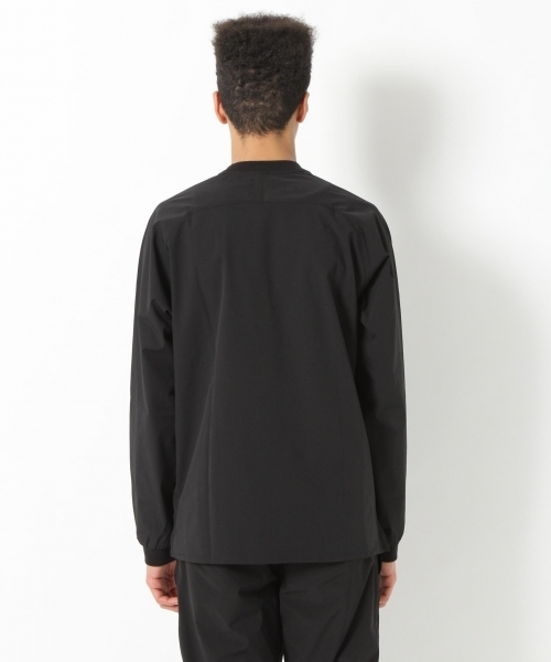 NUMERALS（ヌメラルズ）の「NUMERALS / プリントストレッチロングスリーブTシャツ【niko and ...】（Tシャツ/カットソー・メンズ・ブラック/ネイビー・MEDIUM/LARGE）」の19枚目の写真