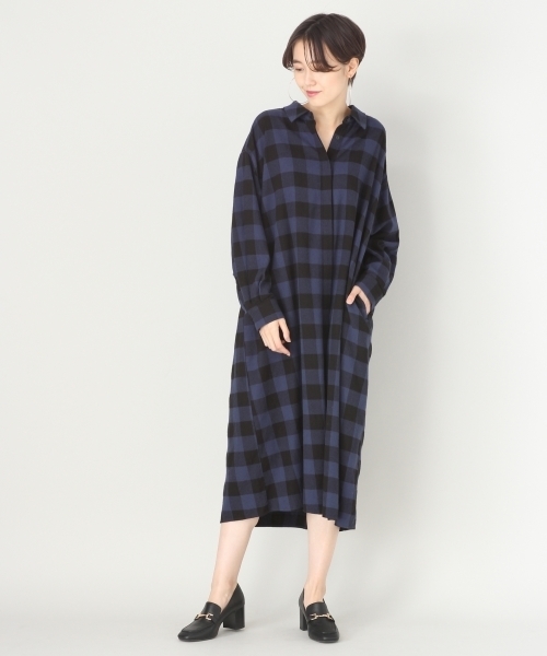 LOWRYS FARM(ローリーズファーム)の「バッファローチェックシャツワンピース 805939(シャツワンピース・レディース・オフホワイト/ブルー/ブルー系その他・FREE)」の13枚目の写真