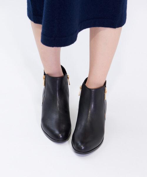 PICHE ABAHOUSE（ピシェ アバハウス）の「【晴雨兼用】Wジップショートブーツ（ブーツ・レディース・ブラック/グレー/ダークブラウン・34/35/36/37/38/39/40）」の7枚目の写真