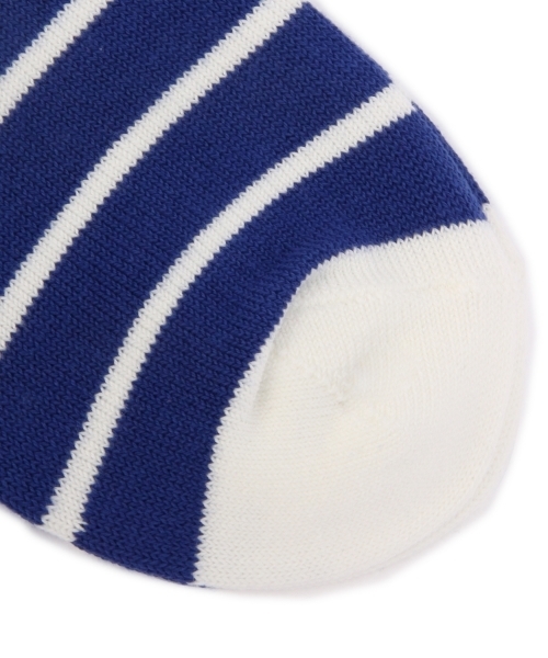 UNITED ARROWS(ユナイテッドアローズ)の「UAB 2TONE BORDER SOCKS ◆(ソックス/靴下・メンズ・ライトグレー/ケリー/コバルトブルー・フリー)」の5枚目の写真