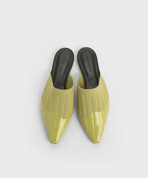 CHARLES & KEITH(チャールズ & キース)の「ニット ポインテッドトゥミュール / Knitted Pointed Toe Mules(スリッポン・レディース・ブラック/グリーン/ダークブルー・22.5cm/23cm/23.5cm/24.5cm/25cm/25.5cm)」の6枚目の写真