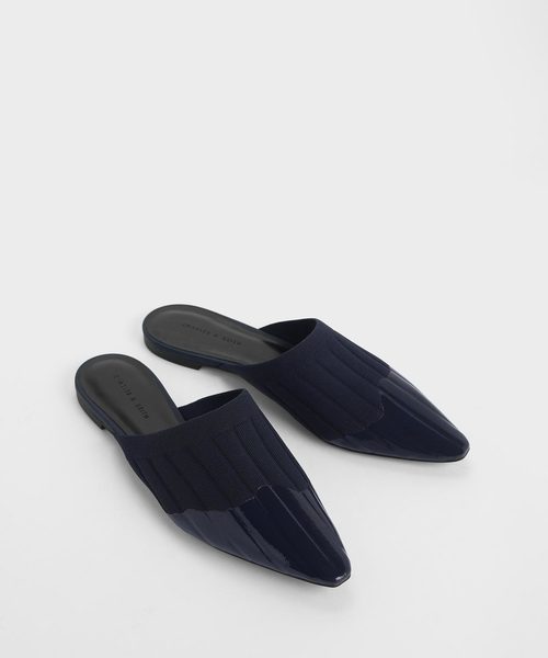 CHARLES & KEITH(チャールズ & キース)の「ニット ポインテッドトゥミュール / Knitted Pointed Toe Mules(スリッポン・レディース・ブラック/グリーン/ダークブルー・22.5cm/23cm/23.5cm/24.5cm/25cm/25.5cm)」の15枚目の写真