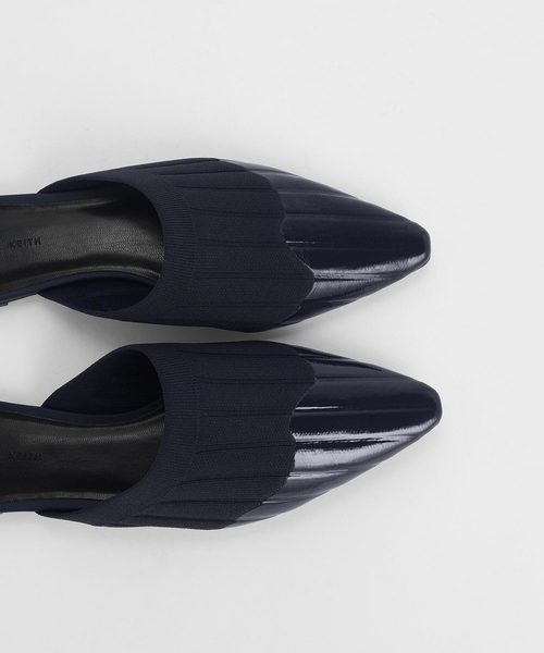CHARLES & KEITH(チャールズ & キース)の「ニット ポインテッドトゥミュール / Knitted Pointed Toe Mules(スリッポン・レディース・ブラック/グリーン/ダークブルー・22.5cm/23cm/23.5cm/24.5cm/25cm/25.5cm)」の12枚目の写真