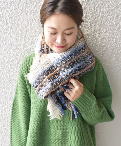 liflattie ships（リフラティ シップス）の「liflattie ships:ジャカードチェックストール（ストール/ショール・レディース・グレー/ピンク・ONE SIZE）」の2枚目の写真