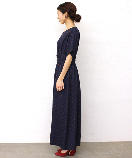 mystic（ミスティック）の「リーフプリントマキシワンピース（ワンピース・レディース・ブラック/ブルー/ネイビー・FREE）」の5枚目の写真