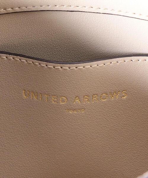 ユナイテッドアローズ　UBCS LTR FLAP SLD バッグ② ベージュ UNITED ARROWS（ユナイテッドアローズ）の「UBCS LTR FLAP SLD