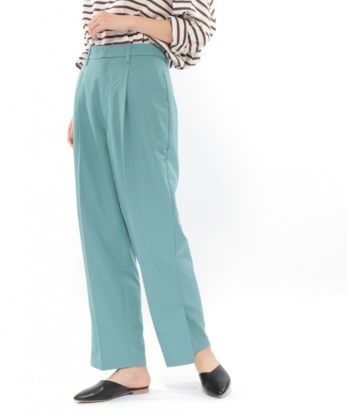 LAKOLE（ラコレ）の「サイドスリットストレートパンツ / LAKOLE（その他パンツ・レディース・ライトグリーン/ブラウン系その他/ライトイエロー・SMALL/MEDIUM）」の3枚目の写真