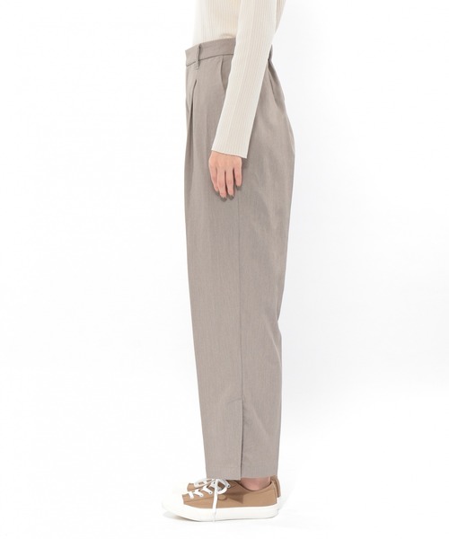 LAKOLE（ラコレ）の「サイドスリットストレートパンツ / LAKOLE（その他パンツ・レディース・ライトグリーン/ブラウン系その他/ライトイエロー・SMALL/MEDIUM）」の14枚目の写真