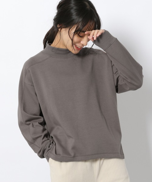 LAKOLE(ラコレ)の「ベアパイルモックネックプルオーバー / LAKOLE(スウェット・レディース・ブラウン系その他/ブラック/スカイブルー/サンドグレー・SMALL/MEDIUM)」の3枚目の写真
