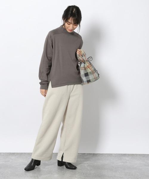LAKOLE(ラコレ)の「ベアパイルモックネックプルオーバー / LAKOLE(スウェット・レディース・ブラウン系その他/ブラック/スカイブルー/サンドグレー・SMALL/MEDIUM)」の14枚目の写真