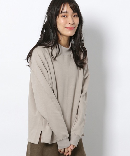 LAKOLE(ラコレ)の「ベアパイルモックネックプルオーバー / LAKOLE(スウェット・レディース・ブラウン系その他/ブラック/スカイブルー/サンドグレー・SMALL/MEDIUM)」の5枚目の写真