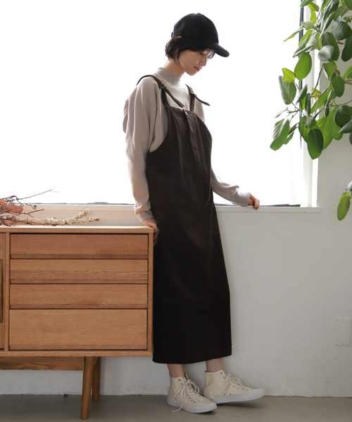 LAKOLE(ラコレ)の「ベアパイルモックネックプルオーバー / LAKOLE(スウェット・レディース・ブラウン系その他/ブラック/スカイブルー/サンドグレー・SMALL/MEDIUM)」の8枚目の写真