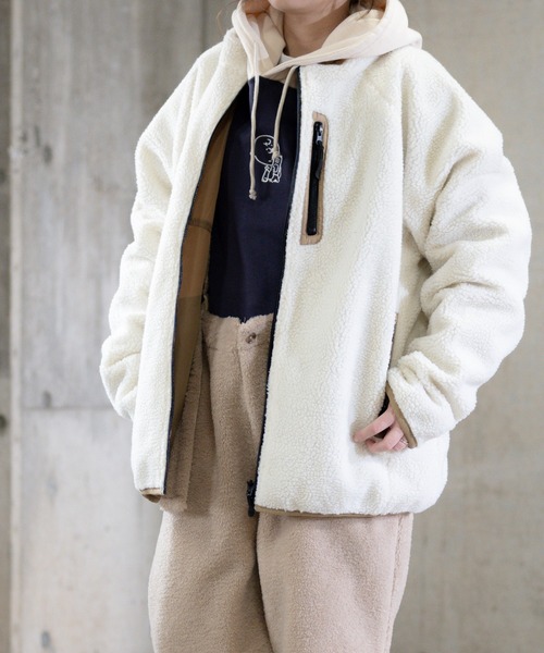 JOHN'S CLOSET(ジョンズクローゼット)の「【i】撥水加工 防風加工 リバーシブル シープボア スタンドブルゾン(ブルゾン・メンズ・ブラック/グレイッシュベージュ/ベージュ・MEDIUM/X-LARGE/LARGE)」の3枚目の写真