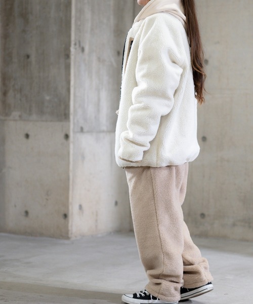 JOHN'S CLOSET(ジョンズクローゼット)の「【i】撥水加工 防風加工 リバーシブル シープボア スタンドブルゾン(ブルゾン・メンズ・ブラック/グレイッシュベージュ/ベージュ・MEDIUM/X-LARGE/LARGE)」の11枚目の写真