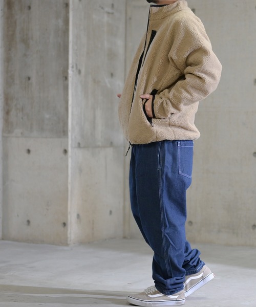 JOHN'S CLOSET(ジョンズクローゼット)の「【i】撥水加工 防風加工 リバーシブル シープボア スタンドブルゾン(ブルゾン・メンズ・ブラック/グレイッシュベージュ/ベージュ・MEDIUM/X-LARGE/LARGE)」の14枚目の写真