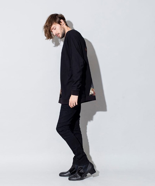 NO ID.(ノーアイディ)の「mlt3256-ベロア切替ドルマンスリーブロンT(Tシャツ/カットソー・メンズ・ホワイト×レッド/ホワイト×ブルー/ブラック×レッド/ブラック×ブルー・ONE SIZE)」の14枚目の写真