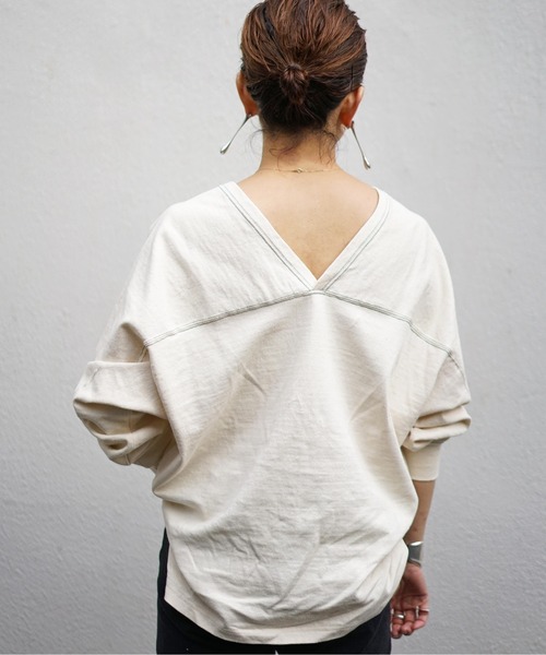 Uncut Bound（アンカットバウンド）の「Uncut Bound(アンカットバウンド) 2WAY 配色ドルマンカットソー（Tシャツ/カットソー・レディース・キナリ/サックスブルー/ブラック・FREE）」の22枚目の写真