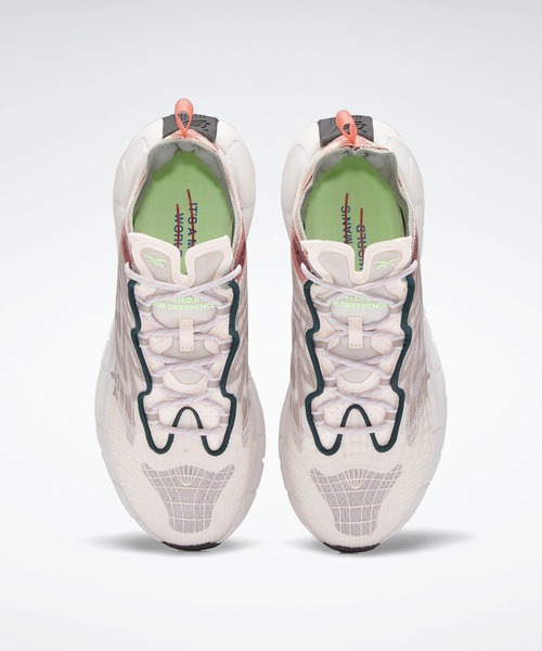Reebok(リーボック)の「ジグ キネティカ II / Zig Kinetica II Shoes(スニーカー・レディース・ベージュ系その他/ブラック系その他/ホワイト×ライム・25.5cm/27.5cm/22.5cm/23.5cm/24.5cm/28.0cm/26.5cm/24.0cm/25.0cm/27.0cm/26.0cm/23.0cm/22.0cm)」の18枚目の写真