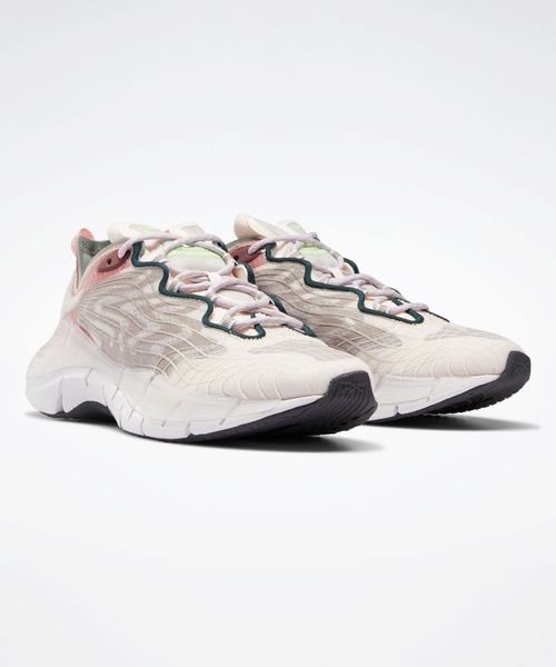 Reebok(リーボック)の「ジグ キネティカ II / Zig Kinetica II Shoes(スニーカー・レディース・ベージュ系その他/ブラック系その他/ホワイト×ライム・25.5cm/27.5cm/22.5cm/23.5cm/24.5cm/28.0cm/26.5cm/24.0cm/25.0cm/27.0cm/26.0cm/23.0cm/22.0cm)」の16枚目の写真