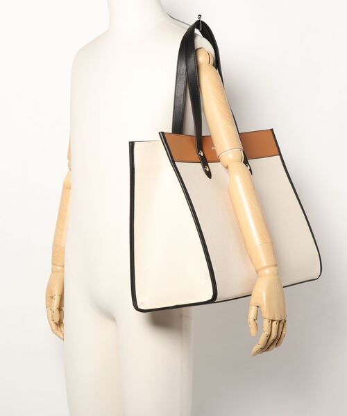 FIORELLI（フィオレッリ）の「【FIORELLI/フィオレッリ】バイカラーキャンバストートバッグ（トートバッグ・レディース・アイボリー・FREE）」の5枚目の写真